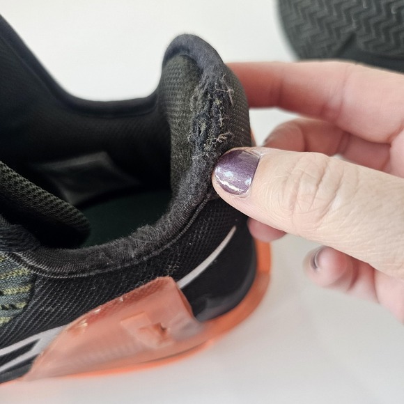 Nike LeBron Witness 6 Black Sequoia Silver CZ4052-001 Mens Basketball Shoes 7.5 - Picture 15 of 16